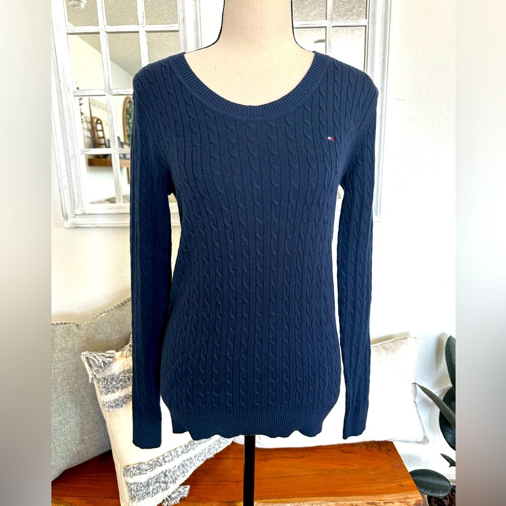 New w/ Tags Tommy Hilfiger Navy Crewneck Cable Knit Sweater size Small